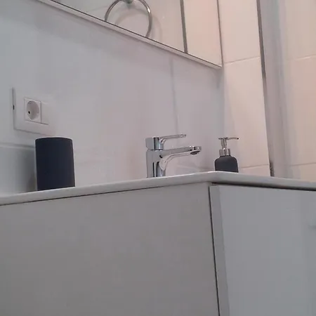 1-bedroom New *