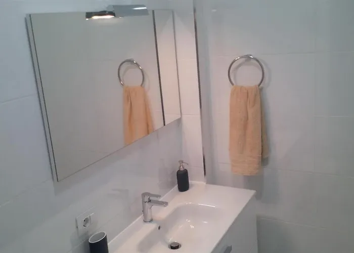 New * Los Cristianos